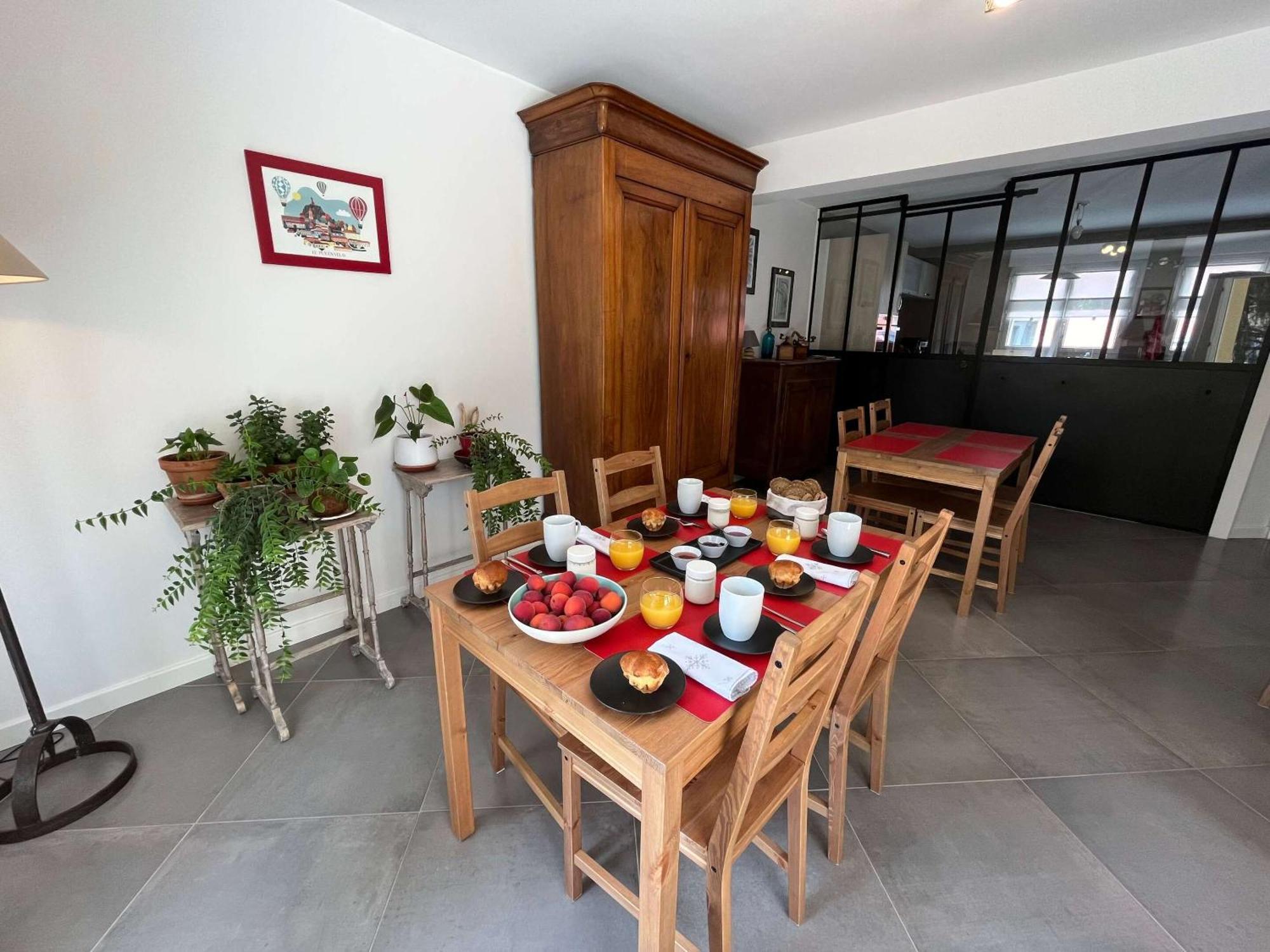 Bed and Breakfast Le Jardin Du Dolaizon Le Puy-en-Velay Экстерьер фото