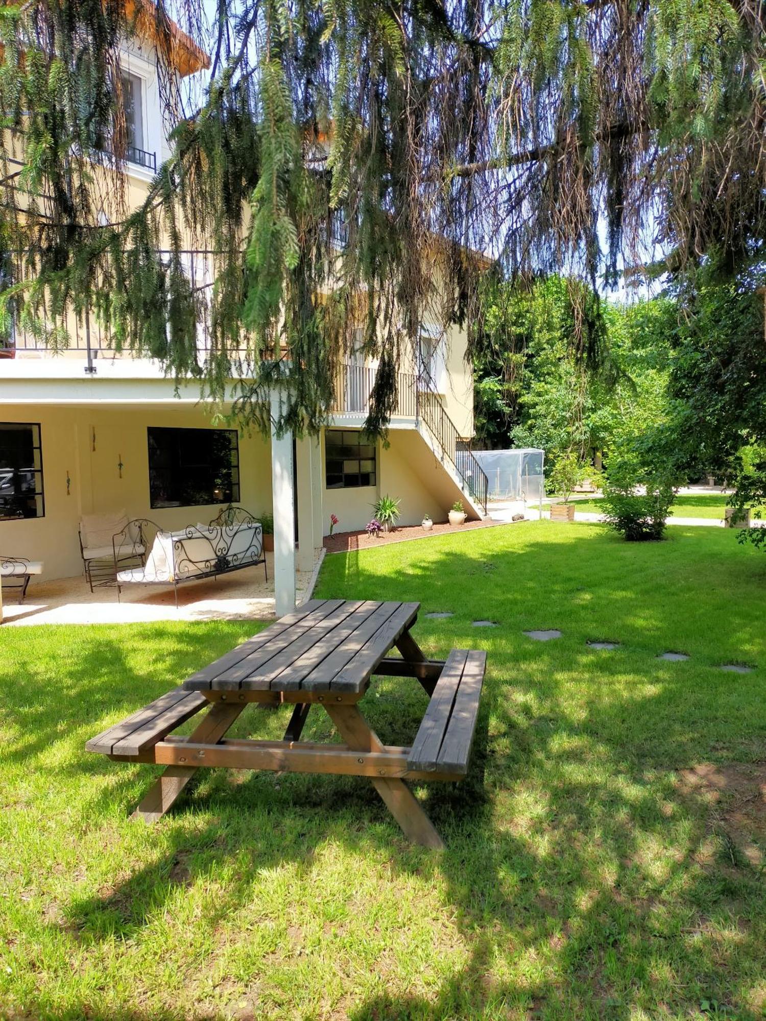 Bed and Breakfast Le Jardin Du Dolaizon Le Puy-en-Velay Экстерьер фото